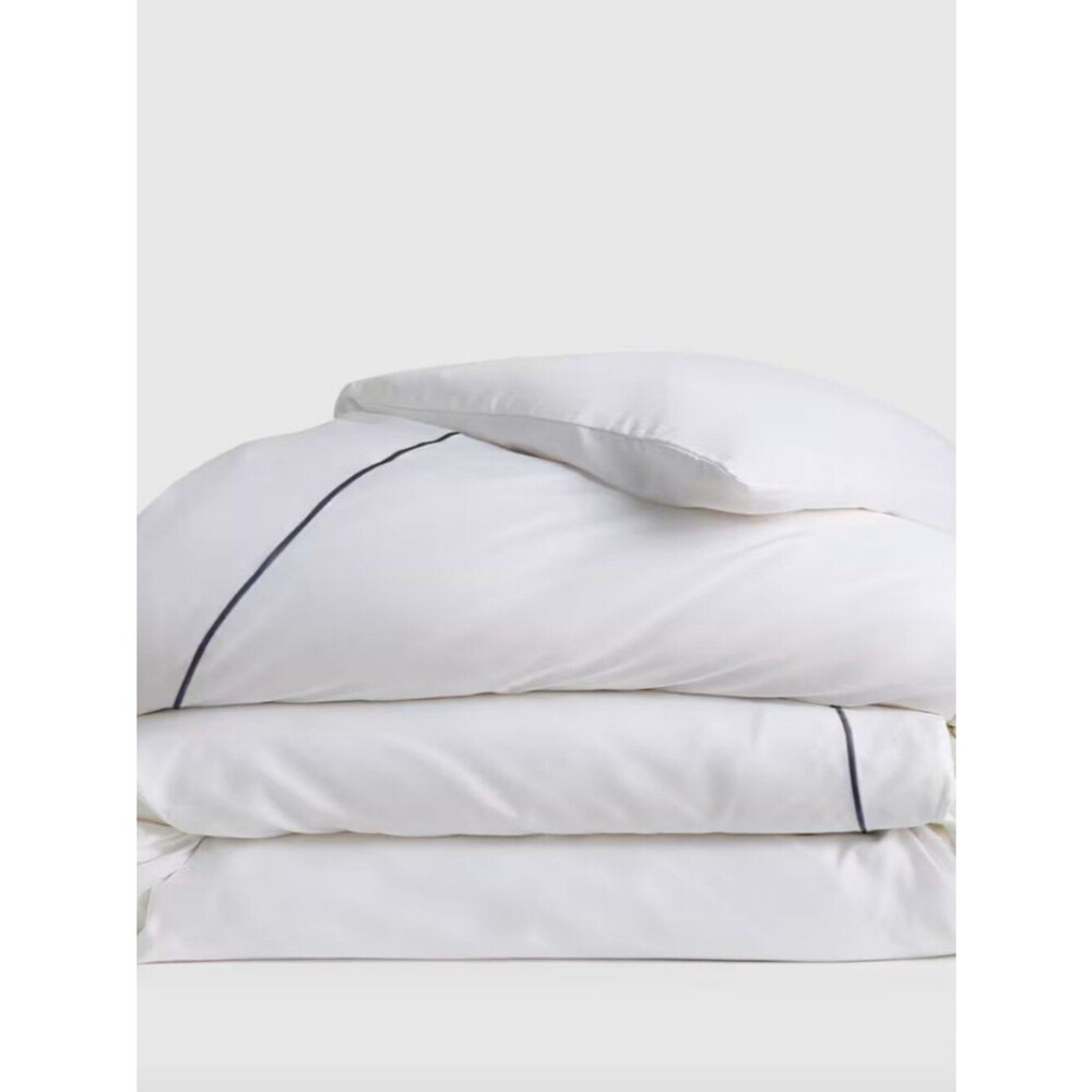 Quince Signature Organic Cotton White Duvet Cover with Gray Piping King Size